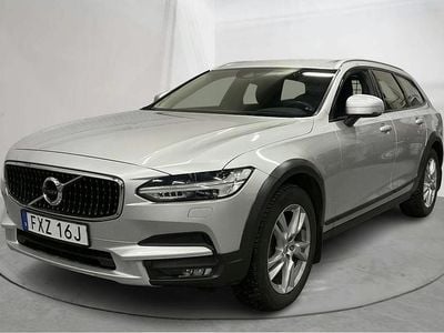 Silver Begagnad 2019 Volvo V90 CC Plus Kombi | 220 000 kr (Superpris)