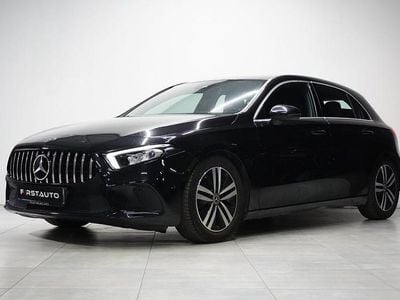 Svart Begagnad 2018 Mercedes A200 Halvkombi | 219 901 kr (Bra pris)