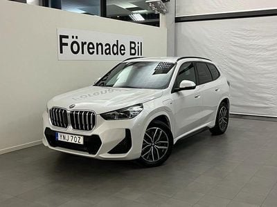 Mineralvit metallic Begagnad 2025 BMW X1 Comfort Edition SUV | 529 000 kr (Dyr)