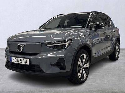 Flerfärgad Begagnad 2022 Volvo XC40 Plus SUV | 339 900 kr