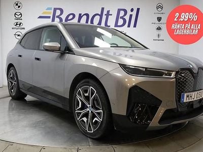 Oxidegråmetallic Begagnad 2023 BMW iX Sport Line SUV | 649 500 kr (Dyr)