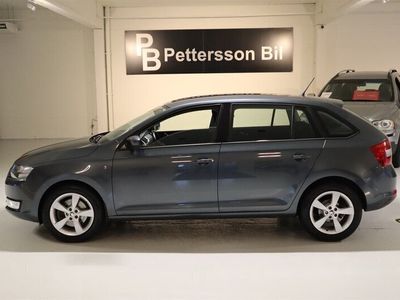 begagnad Skoda Rapid Spaceback 1.2 TSI Plus pkt TVÅ BRUKARE FARTH