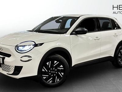 Begagnad Fiat 600 Pop 101 HK (74 kW) 2024 Vit SUV