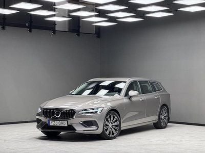 Grå Begagnad 2021 Volvo V60 Inscription Kombi | 329 990 kr (Bra pris)