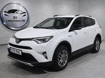 Vit Begagnad 2018 Toyota RAV4 Hybrid Edition SUV | 159 900 kr (Lite dyr)