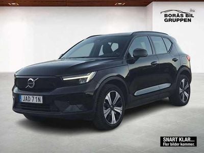 Svart Begagnad 2023 Volvo XC40 Core SUV | 299 000 kr