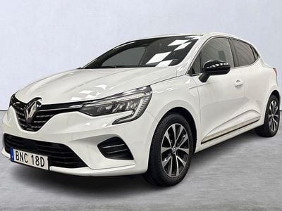 Begagnad Renault Clio V Techno 91 HK (66 kW) 2022 Vit Halvkombi