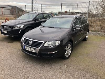 Begagnad VW Passat Sportline 150 HK (110 kW) 2010 Mörkbrun Kombi