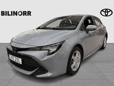 Begagnad Toyota Corolla Hybrid Style 124 HK (91 kW) 2020 Grå Halvkombi