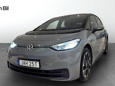 Grå Begagnad 2023 VW ID.3 Pro Performance Halvkombi | 289 900 kr (Marknadspris)