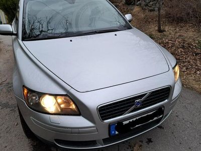 Volvo S40