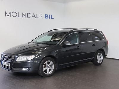 Grå Begagnad 2016 Volvo V70 Momentum Kombi | 124 900 kr (Marknadspris)