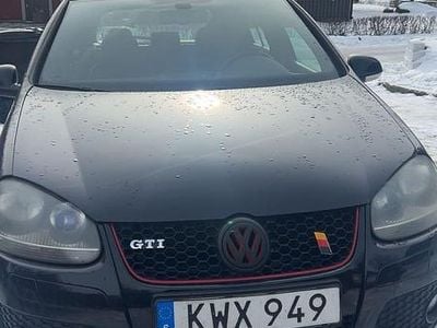 Begagnad VW Golf V GTI 200 HK (147 kW) 2007