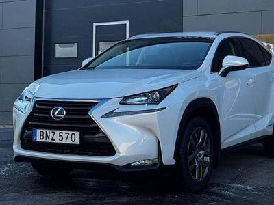 Begagnad Lexus NX300h Business Edition 197 HK (144 kW) 2015 Vit SUV
