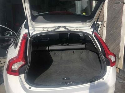 Vit Begagnad 2013 Volvo V60 Kombi | 105 000 kr (Dyr)