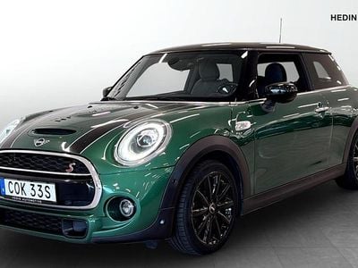 Grön (green) Begagnad 2020 Mini Cooper S Chili Halvkombi | 209 800 kr (Marknadspris)