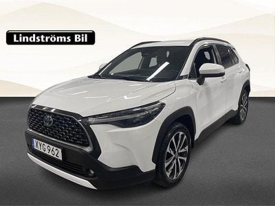 Begagnad Toyota Corolla Cross Style 200 HK (147 kW) 2022 Vit SUV