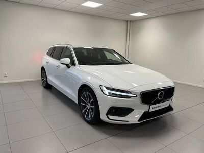 begagnad Volvo V60 B4 Bensin Momentum Advanced Edition