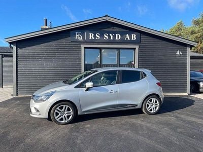 Silver Begagnad 2018 Renault Clio IV Zen Halvkombi | 89 000 kr (Marknadspris)