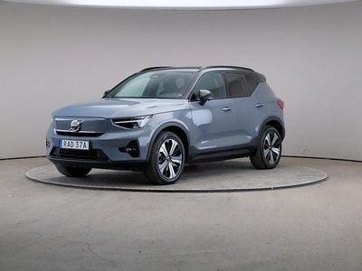 Grå Begagnad 2022 Volvo XC40 Ultimate SUV | 349 000 kr