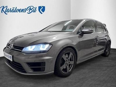 Begagnad VW Golf VII R 301 HK (221 kW) 2016 Grå Halvkombi