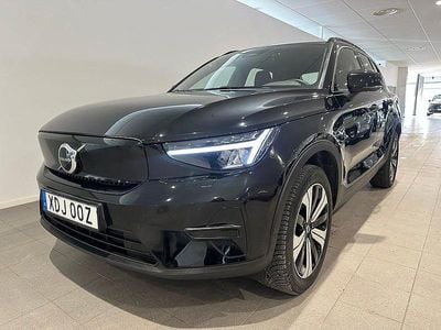 Svart Begagnad 2022 Volvo XC40 Core SUV | 329 500 kr (Superpris)