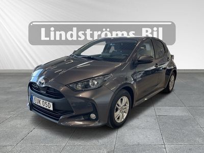 begagnad Toyota Yaris 1,5 Active Komfortpaket V-hjul Garanti