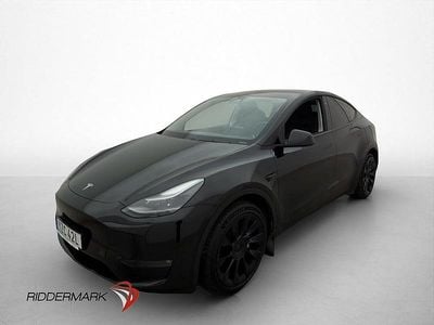 Begagnad Tesla Model Y Long Range AWD 378 kW (514 HK) 2023 Svart SUV