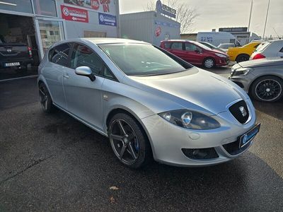 begagnad Seat Leon 2.0 TFSI 185HK 1 Års Garanti 0% RÄNTA 36MÅN