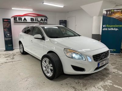 begagnad Volvo V60 D3 Geartronic Summum - Navi/Storservad/KamremBytt