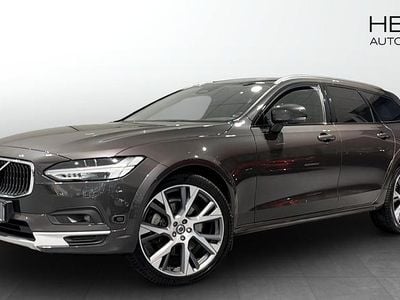 Grå Begagnad 2023 Volvo V90 CC Inscription Kombi | 449 700 kr (Marknadspris)
