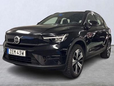 Svart Begagnad 2023 Volvo XC40 Core SUV | 309 900 kr