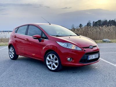 begagnad Ford Fiesta 5-dörrar 1.25 Euro 5 / Ny Kamrem / Nybes