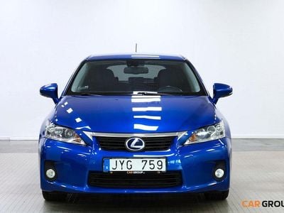 Lexus CT200h