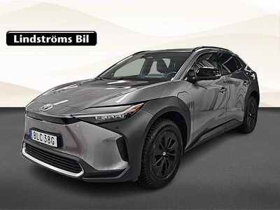 Silver Begagnad 2024 Toyota bZ4X Executive SUV | 499 900 kr (Dyr)
