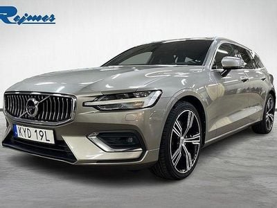 Grå Begagnad 2019 Volvo V60 Inscription Kombi | 309 800 kr (Marknadspris)