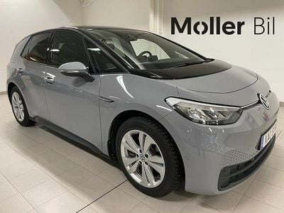 Moonstone grey black Begagnad 2022 VW ID.3 Pro Performance Halvkombi | 239 000 kr (Marknadspris)