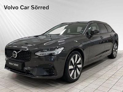 Grå Begagnad 2024 Volvo V90 Plus Kombi | 484 900 kr (Marknadspris)