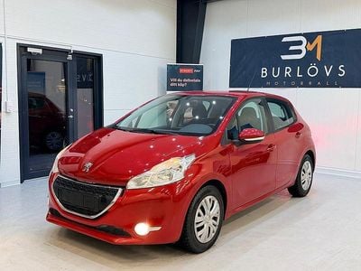 Röd Begagnad 2015 Peugeot 208 Halvkombi | 59 900 kr (Dyr)
