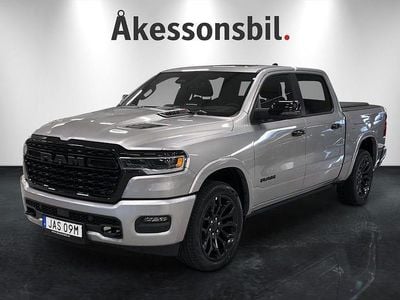 Ny RAM 1500 548 HK (403 kW) 2025 Grå Pickup