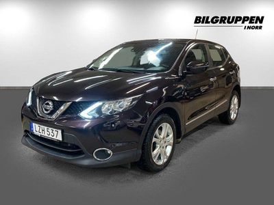 Lila Begagnad 2015 Nissan Qashqai SUV | 139 900 kr (Lite dyr)
