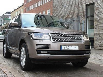 Grå Begagnad 2015 Land Rover Range Rover Autobiography SUV | 345 000 kr (Marknadspris)