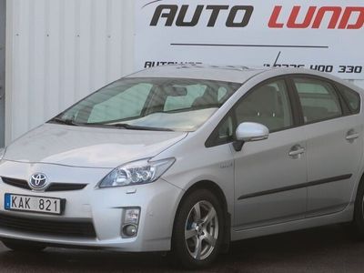 begagnad Toyota Prius Hybrid CVT Excutive Navi Kamera Automat NYBES