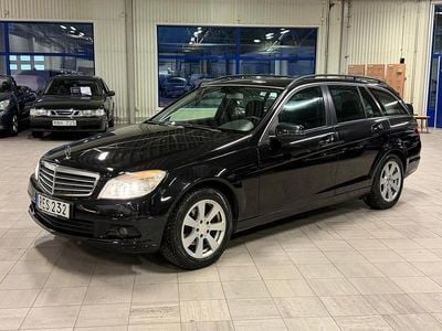 Begagnad Mercedes C200 Classic 136 HK (100 kW) 2009 Svart