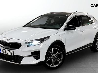 Vit Begagnad 2021 Kia XCeed Advance SUV | 239 900 kr (Marknadspris)