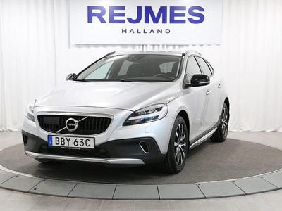 Silver Begagnad 2019 Volvo V40 CC Pro Kombi | 239 500 kr (Lite dyr)