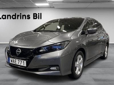 Grå Begagnad 2022 Nissan Leaf N-Connecta Halvkombi | 199 000 kr (Marknadspris)