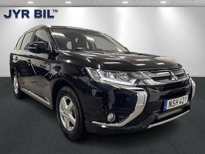 Svart Begagnad 2016 Mitsubishi Outlander P-HEV SUV | 159 700 kr (Marknadspris)