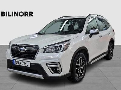 Begagnad Subaru Forester 151 HK (111 kW) 2019 Vit SUV