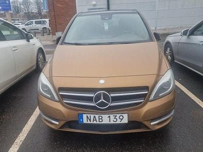Begagnad 2013 Mercedes B200 Minibuss | 105 000 kr (Lite dyr)